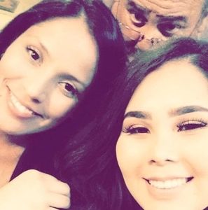 Meet your Posher, Pauline